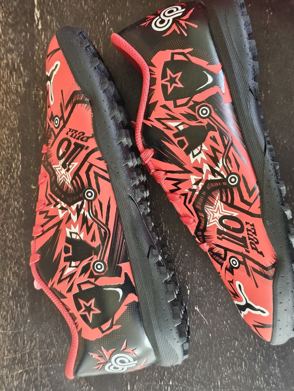 Puma Kids Sneakers Ultra Play CP TT Jr - Red, Black, Soccer Cleats Sz 4 YOUTH